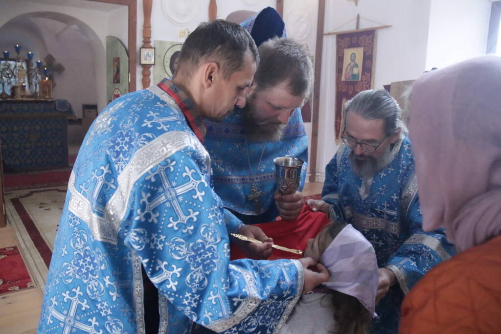 Престольный праздник в храме Рождества Пресвятой Богородицы села Перво