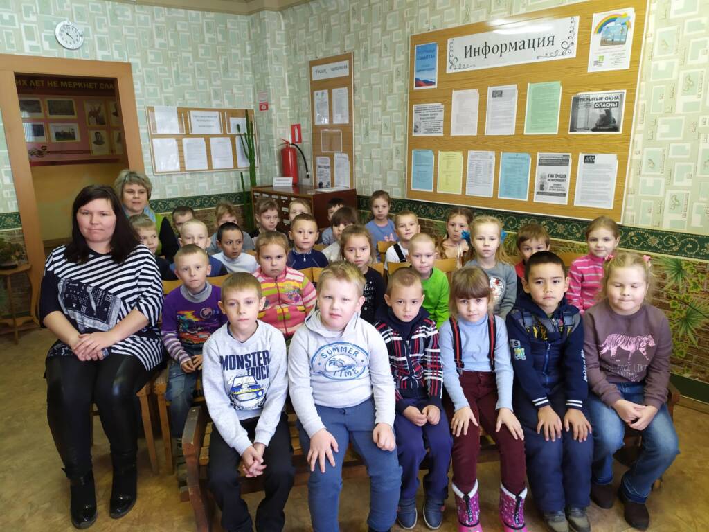 Руководитель молодежного отдела епархии встретился с дошкольниками в библиотеке №2 города Касимова