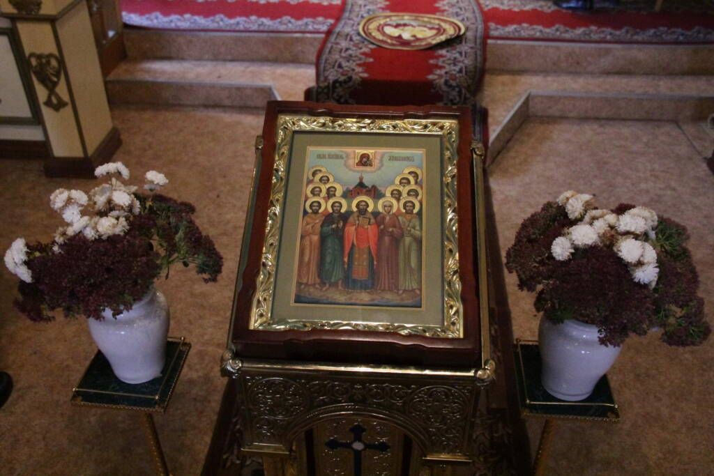 День памяти священномученика Николая Агломазовского и с ним пострадавших в Преображенском храме села Усады Сасовского района.