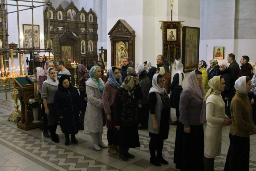 Всенощное бдение в канун Недели 23-й по Пятидесятнице в Вознесенском кафедральном соборе г. Касимова.