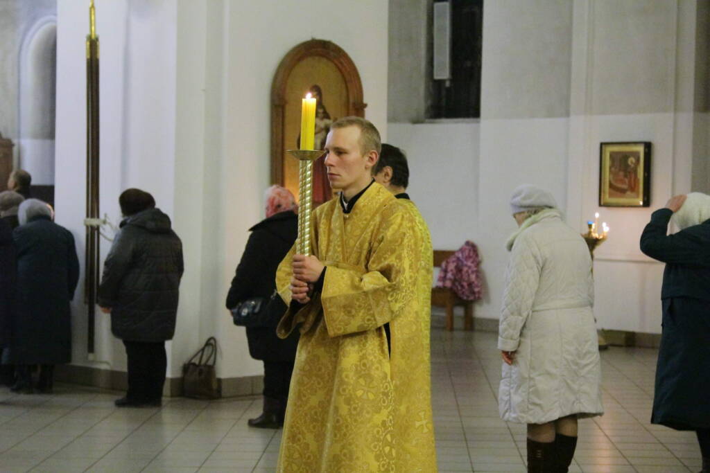 Всенощное бдение в канун дня памяти святителя Николая, архиепископа Мир Ликийских чудотворца в Вознесенском кафедральном соборе г. Касимова.