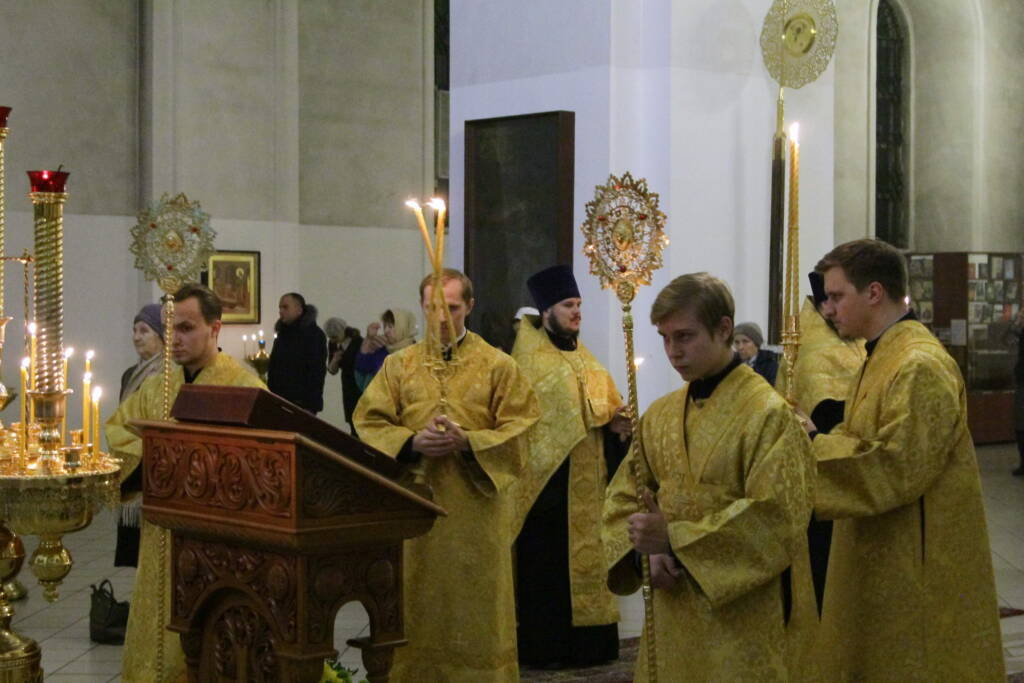 Всенощное бдение в канун Недели 27-й по Пятидесятнице в Вознесенском кафедральном соборе г. Касимова.