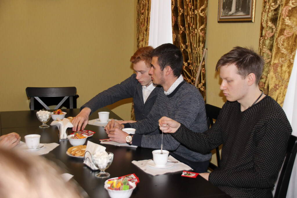 Встреча епископа Касимовского и Сасовского Василия со студентами Касимовского нефтегазового колледжа