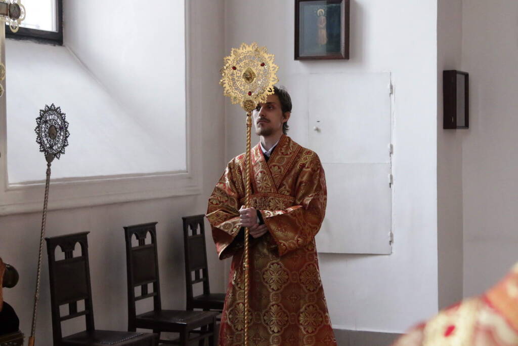 Божественная литургия в Неделю 2-ю по Пасхе в Вознесенском кафедральном соборе города Касимова