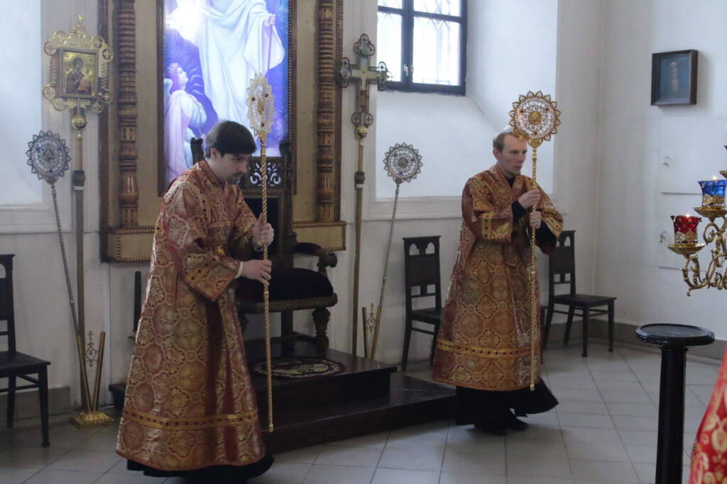 Божественная литургия в день памяти апостола и евангелиста Иоанна Богослова в Вознесенском кафедральном соборе города Касимова