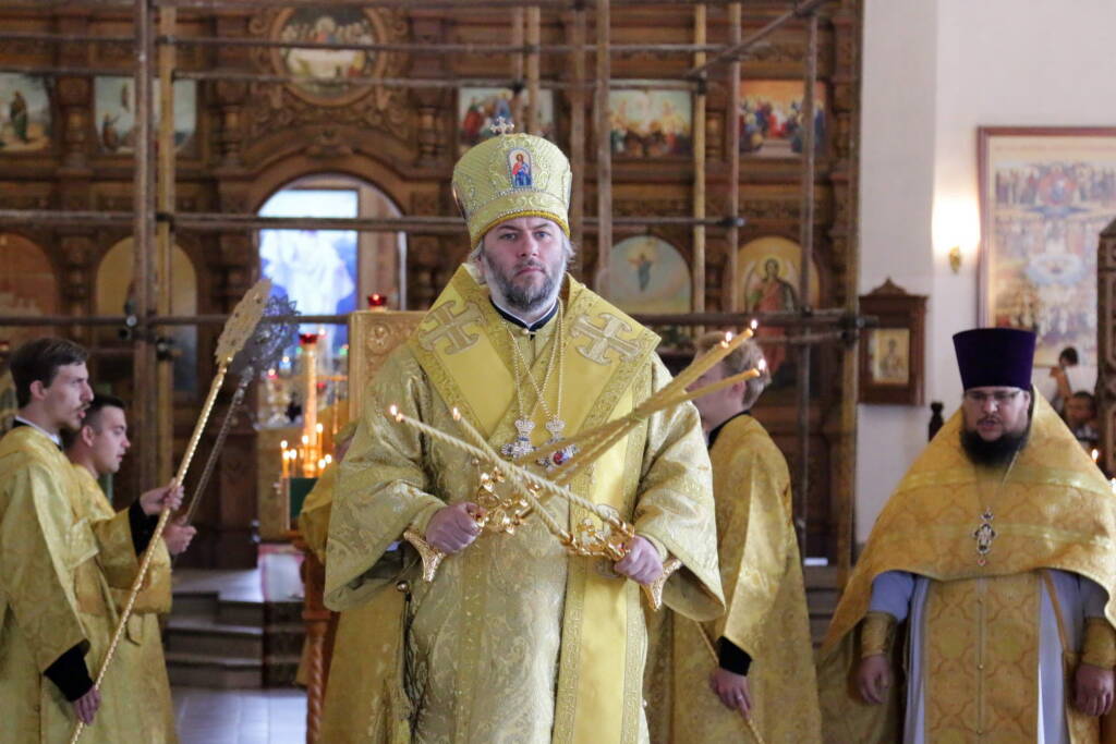 Божественная литургия в Неделю 7-ю по Пятидесятнице в Вознесенском кафедральном соборе города Касимова