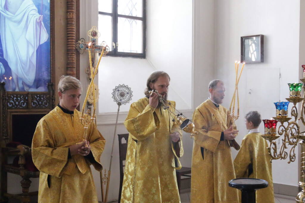 Божественная литургия в Неделю 10-ю по Пятидесятнице в Вознесенском кафедральном соборе города Касимова