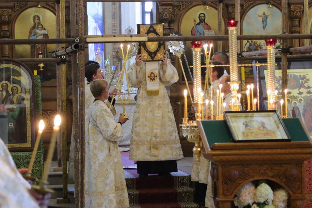 Всенощное бдение в канун праздника Преображения Господня в Вознесенском кафедральном соборе г. Касимова