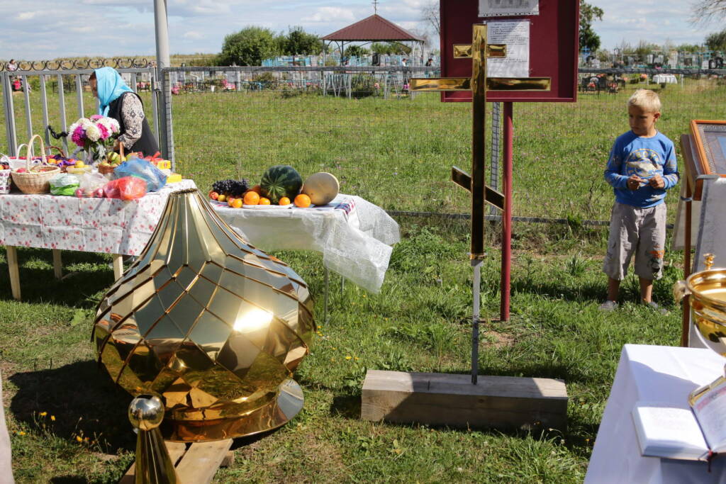 Освящение креста и купола для строящегося Преображенского храма села Кольдюки Касимовского района