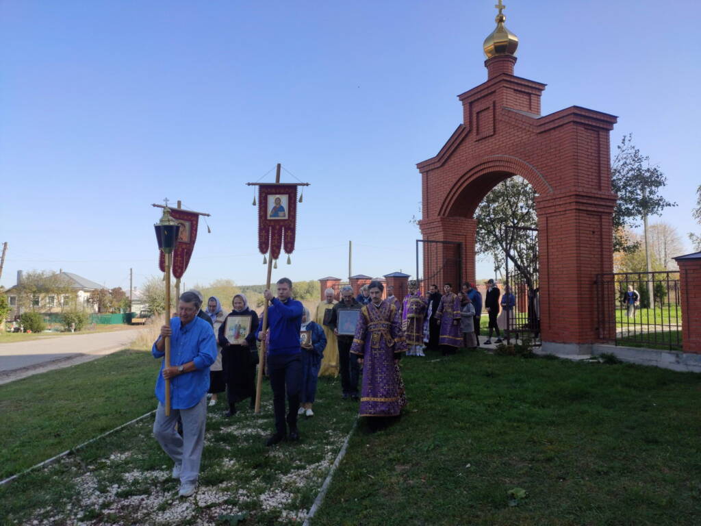 Престольный праздник в Крестовоздвиженском храме села Балушевы Починки Касимовского района
