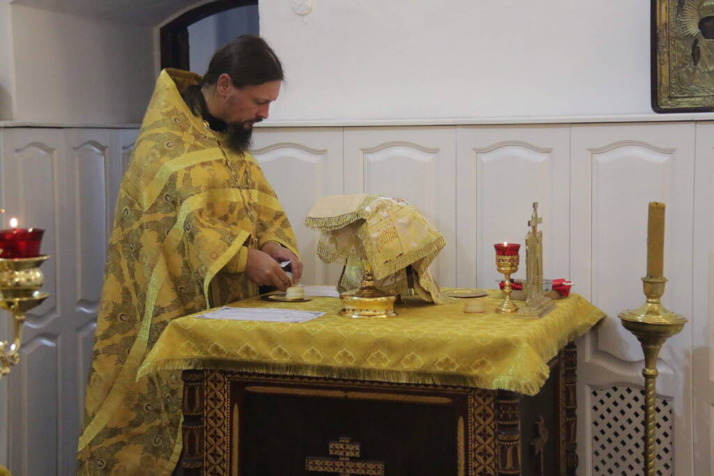 Соборное богослужение в день памяти преподобного Макария Жабынского в Благовещенском храме города Касимова