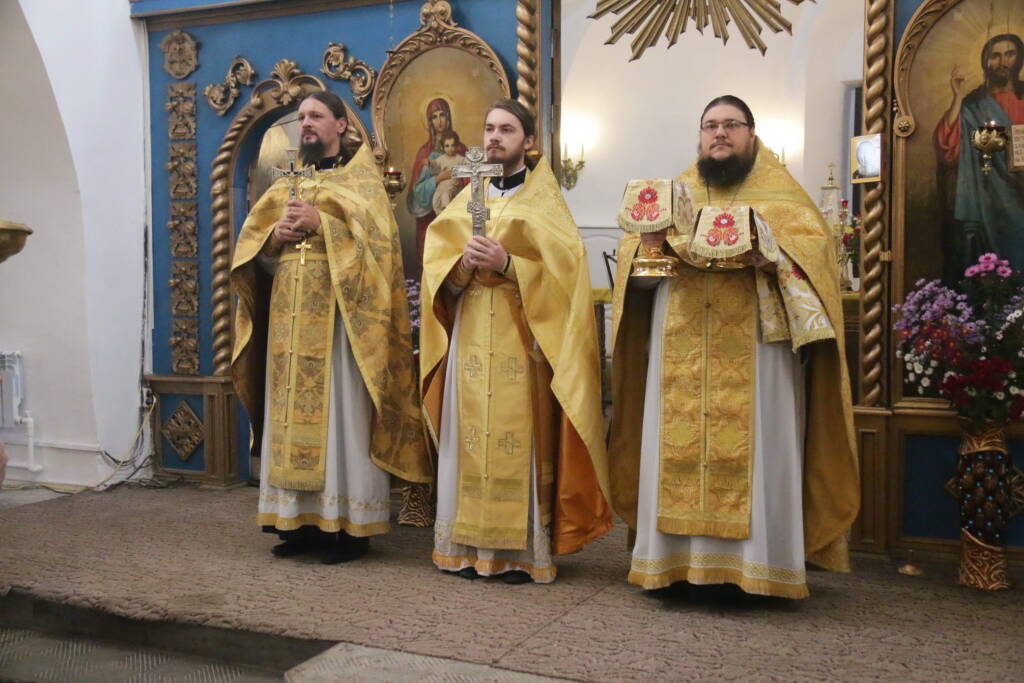 Соборное богослужение в день памяти преподобного Макария Жабынского в Благовещенском храме города Касимова