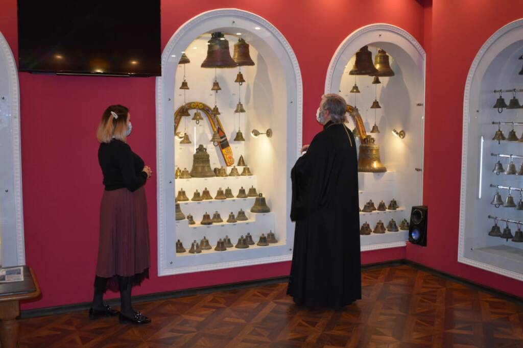 Преосвященный епископ Василий посетил музеи города Касимова