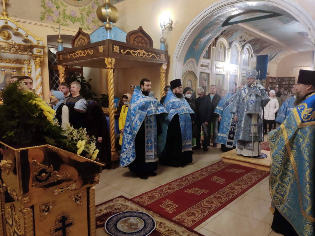 Всенощное бдение в канун престольного праздника Казанского собора города Сасово