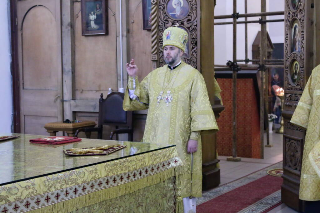 Божественная литургия в Неделю 22-ю по Пятидесятнице в Вознесенском кафедральном соборе города Касимова
