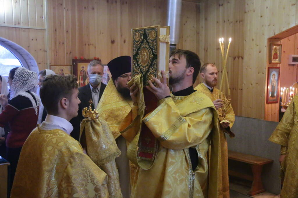 Божественная литургия в Неделю 23-ю по Пятидесятнице в Борисоглебском храме села Пустынь Касимовского района