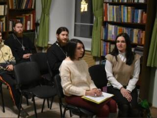 В епархиальной библиотеке состоялось очередное заседание молодежного совета под председательством епископа Касимовского и Сасовского Василия