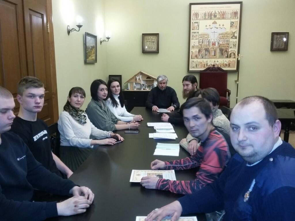 Епископ Василий возглавил заседание молодежного отдела епархии