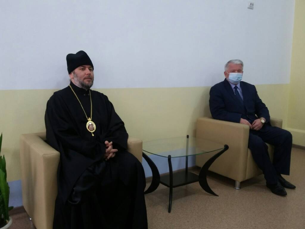 Епископ Василий встретился с преподавателями нефтегазового колледжа г. Касимова