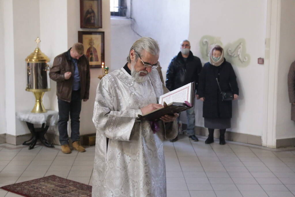 Божественная Литургия в Неделю 4-ю Великого поста в Вознесенском Кафедральном соборе города Касимова