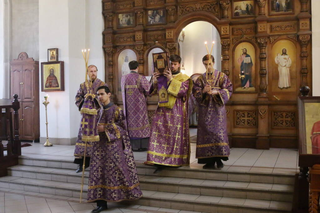 Божественная Литургия в Неделю 5-ю Великого поста в Вознесенском Кафедральном соборе города Касимова