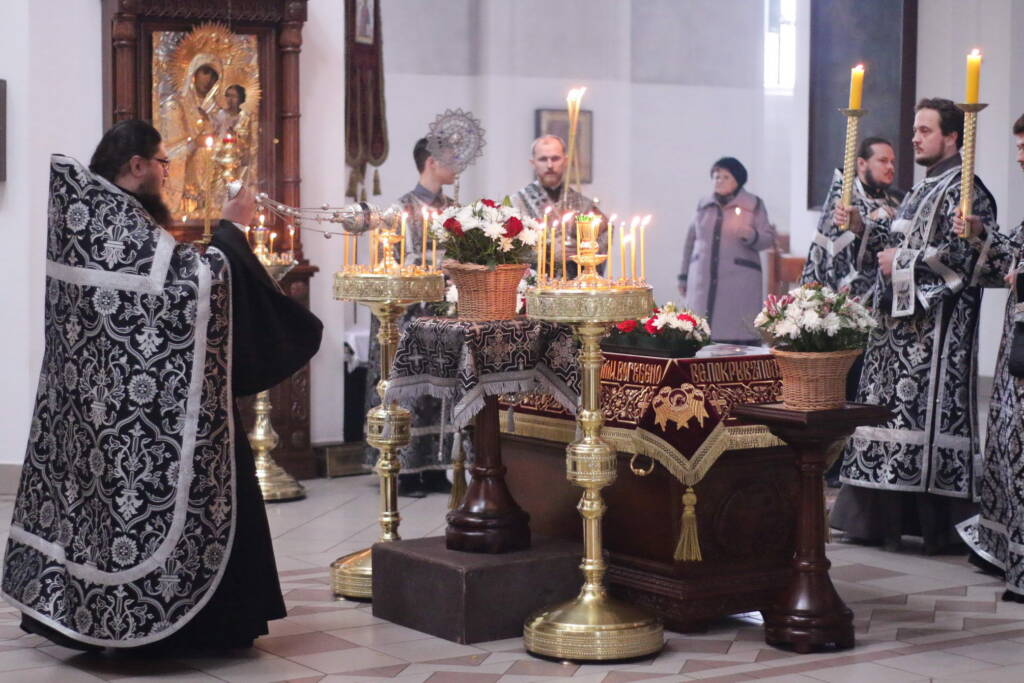 Богослужение в Великую Пятницу в Вознесенском Кафедральном соборе города Касимова