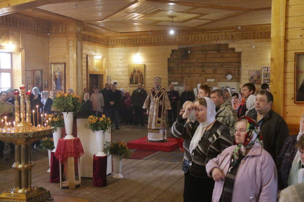 Божественная Литургия в пятницу Светлой Седмицы в Никольском храме г. Спас-Клепики