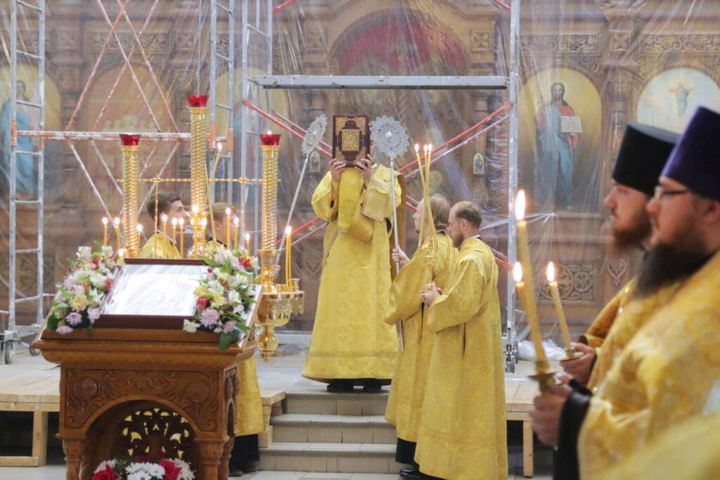 Всенощное бдение в канун Недели 1-й по Пятидесятнице, Всех святых в Вознесенском Кафедральном соборе города Касимова