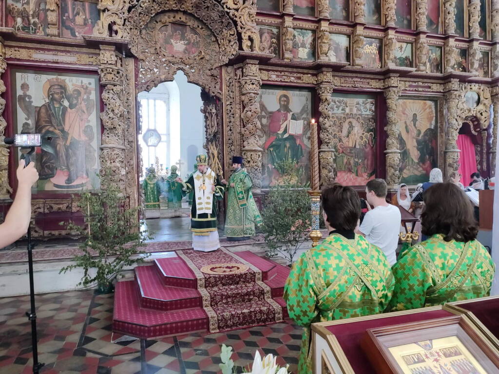 Преосвященнейший епископ Василий принял участие в торжествах по случаю дня Собора Рязанских святых в Рязанском кремле