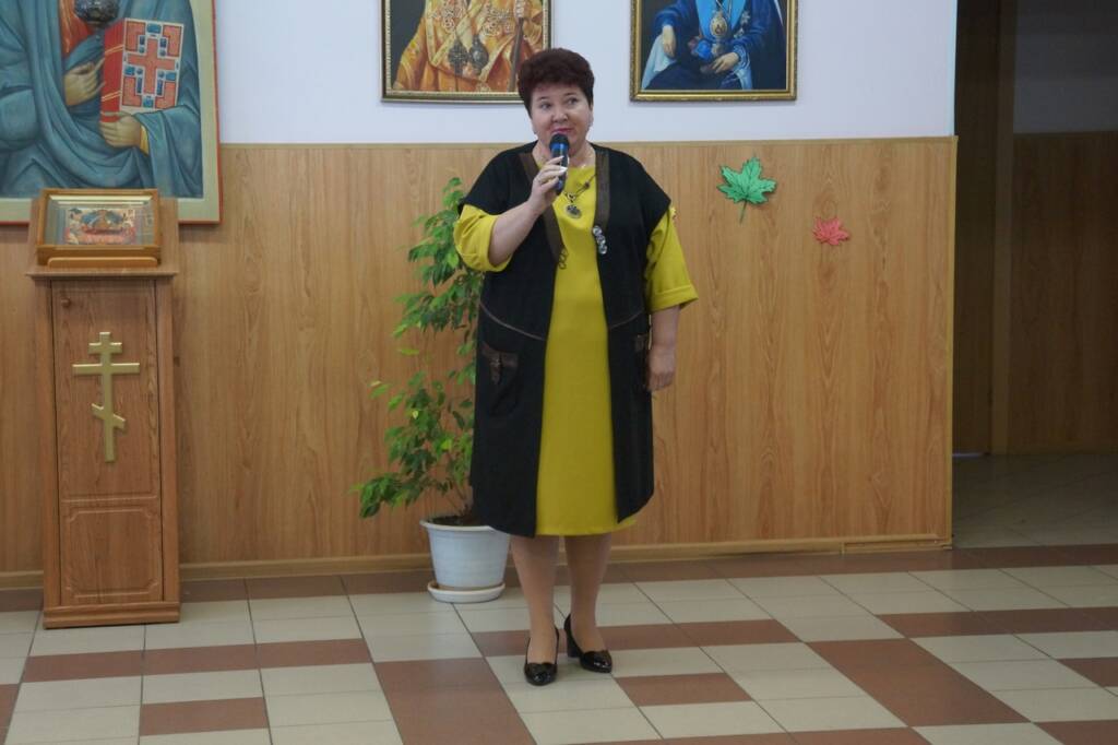 Архипастырь посетил Свято-Сергиевскую православную школу