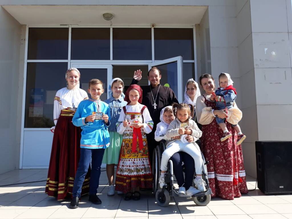 Приход Успенской церкви с. Огарево-Почково Сасовского района организовал концерт детей с ограниченными возможностями