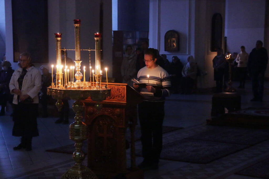 Всенощное бдение с чином Воздвижения Честнаго Креста Господня в Вознесенском Кафедральном соборе города Касимова