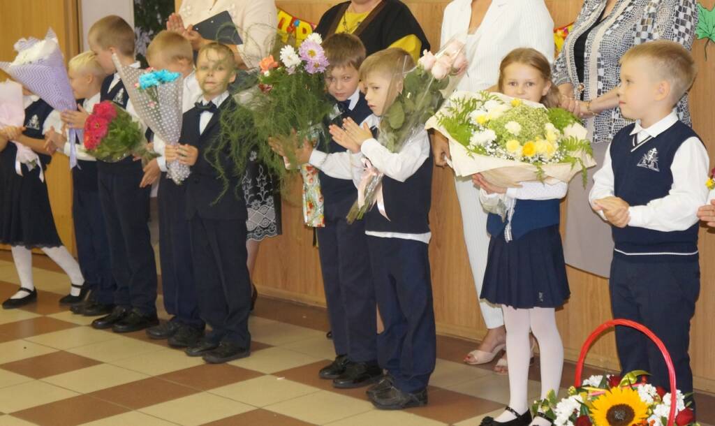Архипастырь посетил Свято-Сергиевскую православную школу