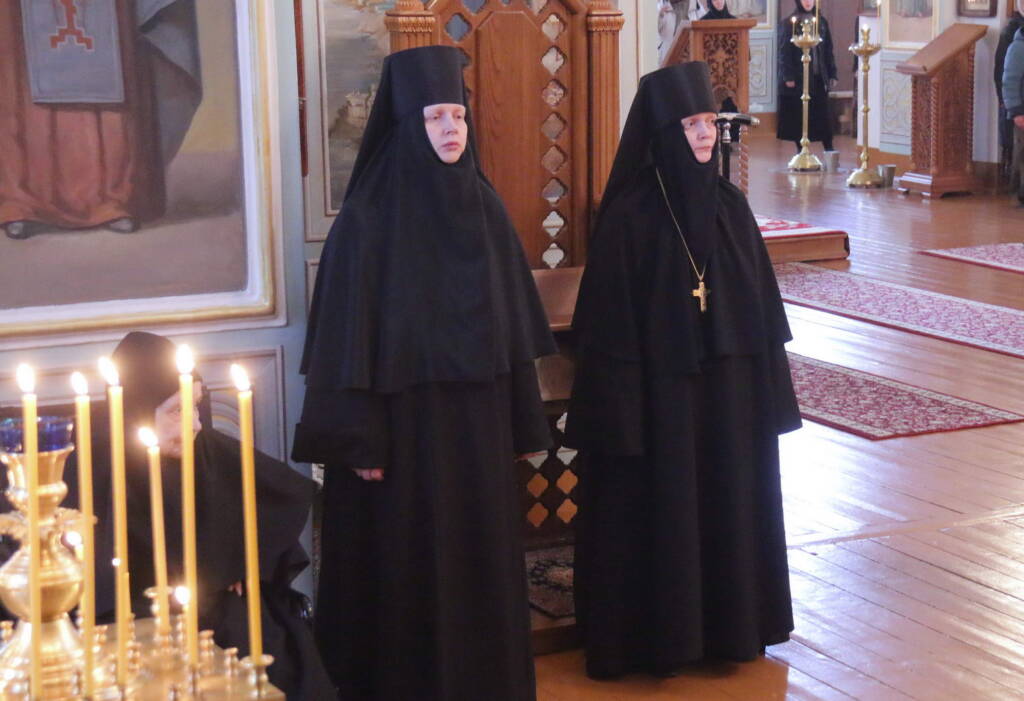 Божественная Литургия в день памяти в день памяти священномученика Киприана и мученицы Иустины в Милостиво-Богородицком женском монастыре п. Кадома
