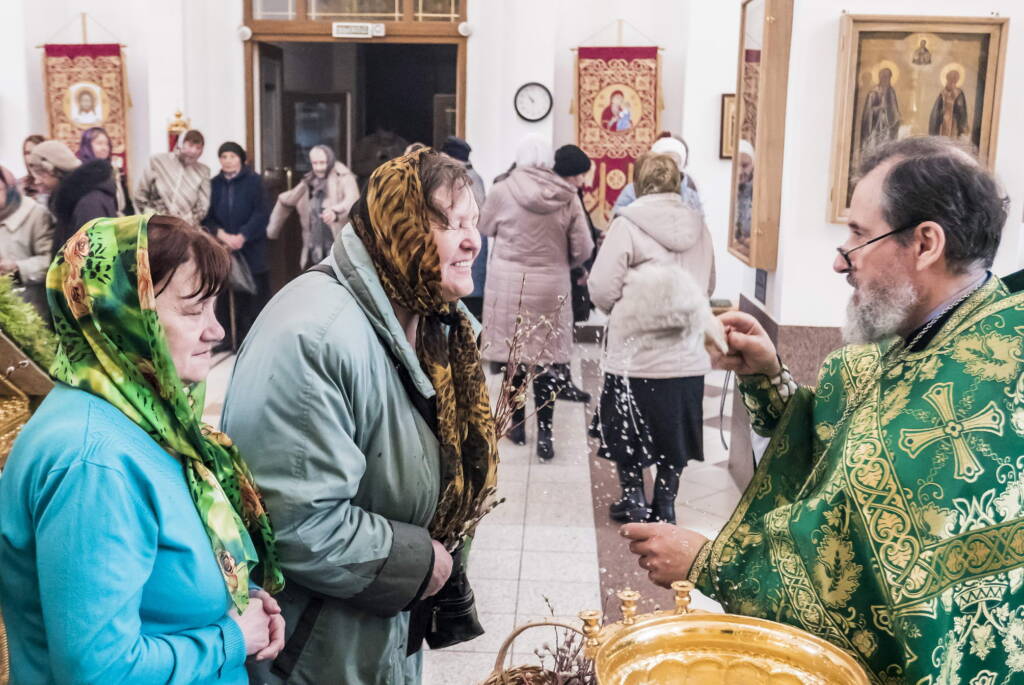 Божественная Литургия в празднование Входа Господня в Иерусалим в Христорождественской монашеской общине села Лашма Касимовского района