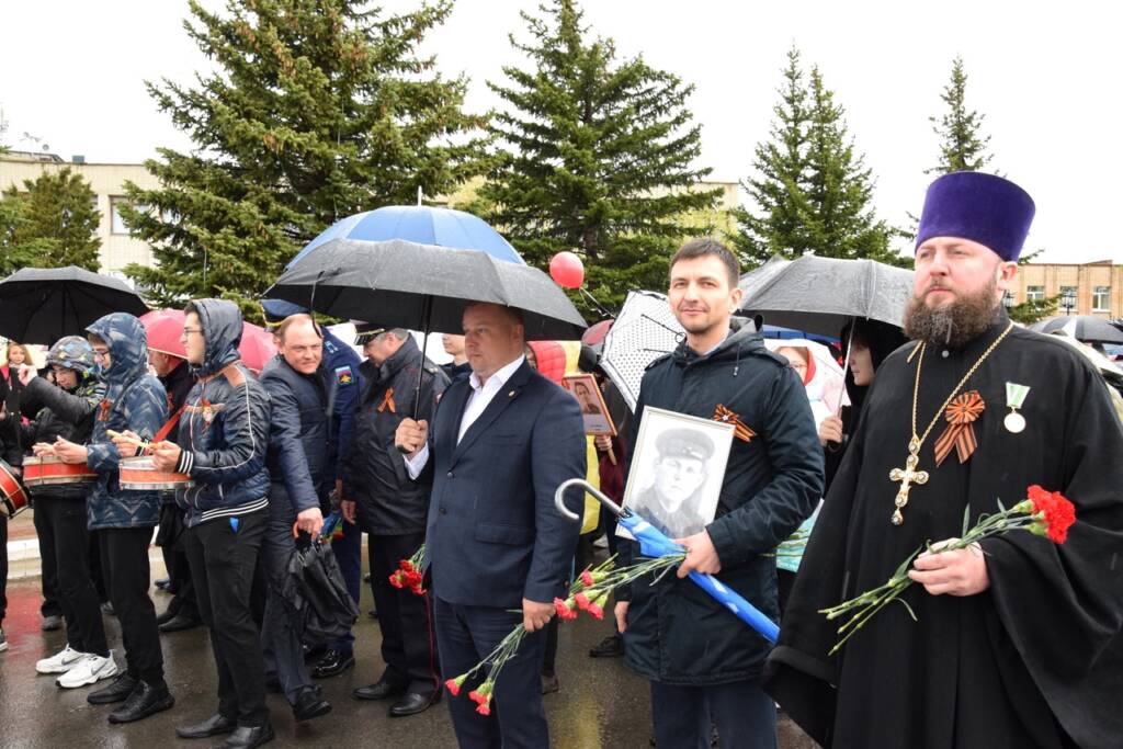 В Спас-Клепиках прошёл парад в честь 77-й годовщины Победы в Великой Отечественной войне