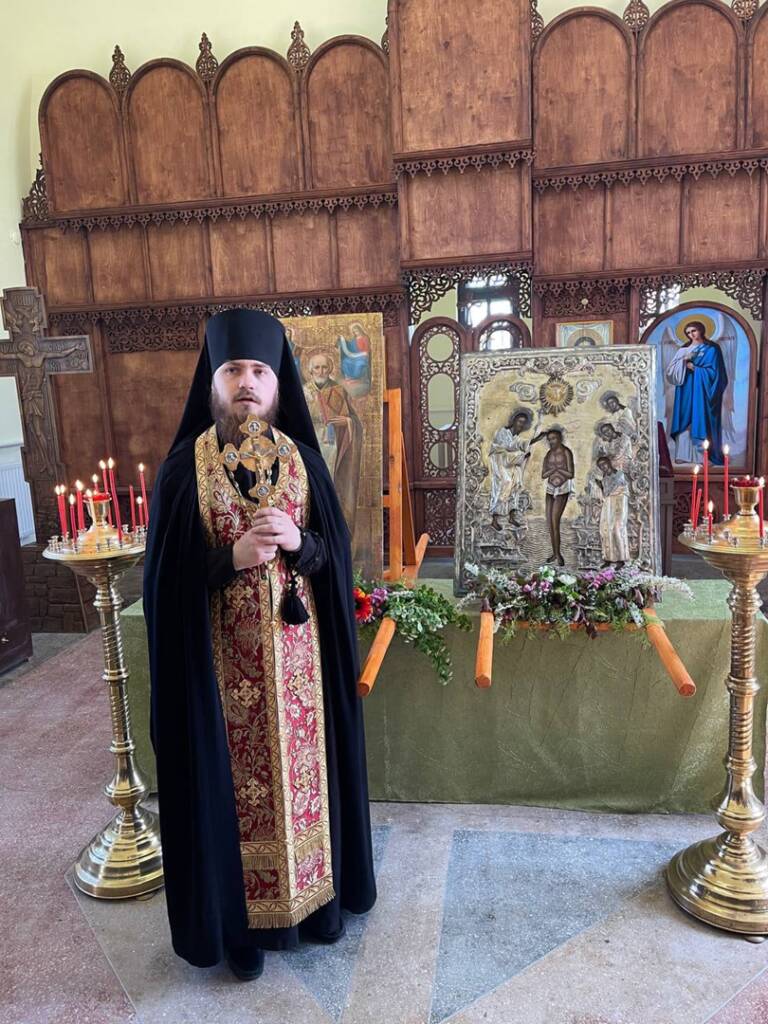В Богоявленский храм с. Лашма Касимовского района был совершен Крестный ход с принесением старинных икон