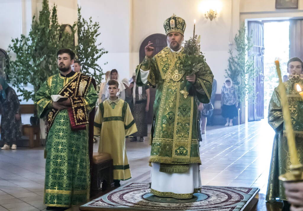 Всенощное бдение в канун праздника Святой Троицы в Вознесенском Кафедральном соборе города Касимова