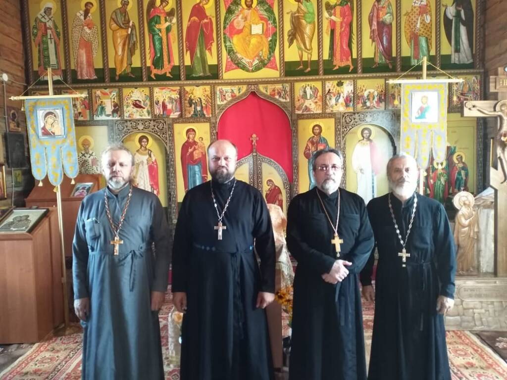 В Успенском храме с. Берестянки Сасовского района прошло заседание духовенства Агломазовского благочиния