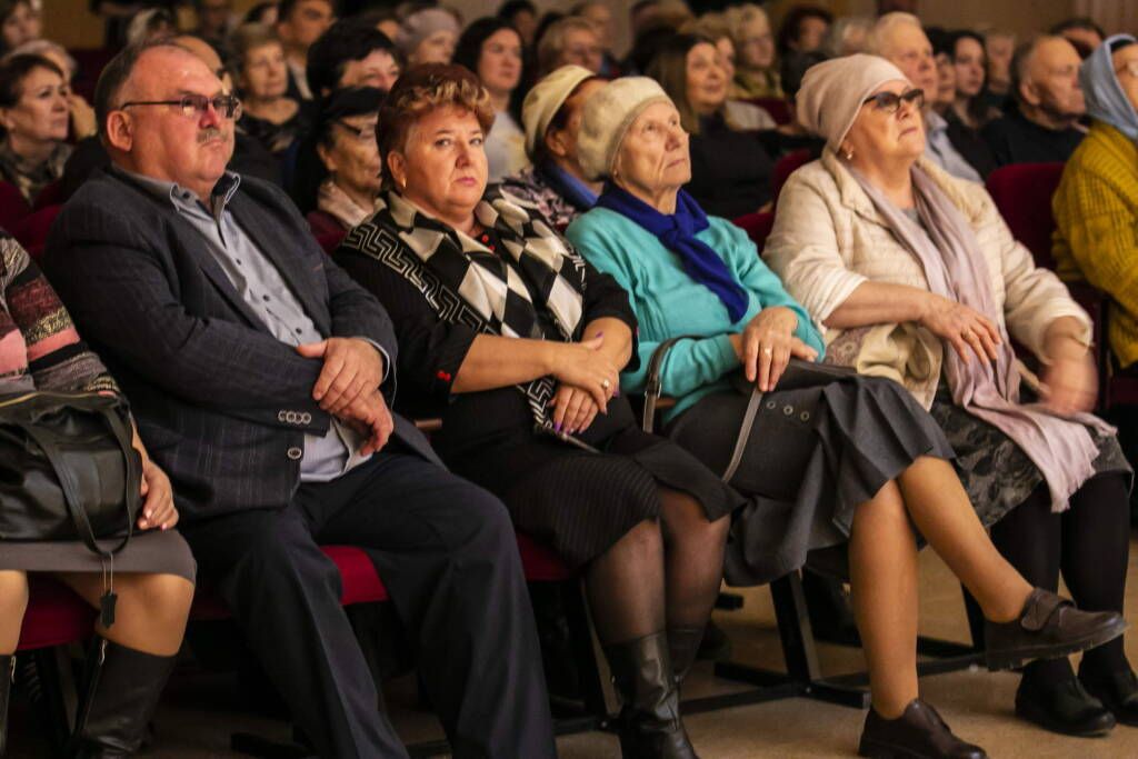 В Центре культурного развития г. Касимова прошел концерт хора духовенства Касимовской епархии "Под Покровом Пресвятой Богородицы".