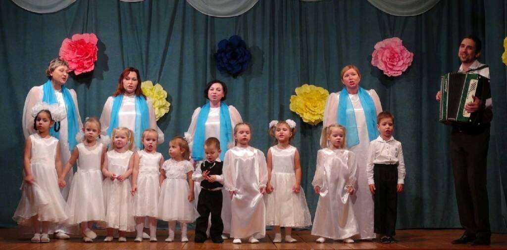 Председатель СПО "Небесный купол" иерей Михаил Егоров принял участие в концерте, посвящённом Дню Матери