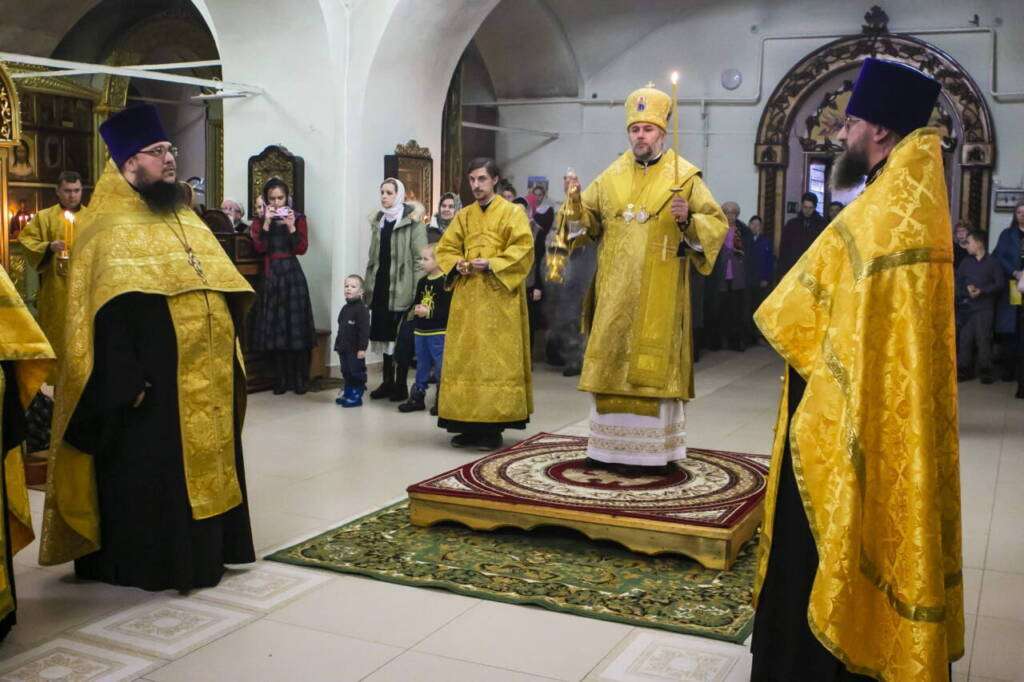 Всенощное бдение в канун дня памяти священноисповедника Сергия, пресвитера Касимовского в Троицком храме г. Касимова
