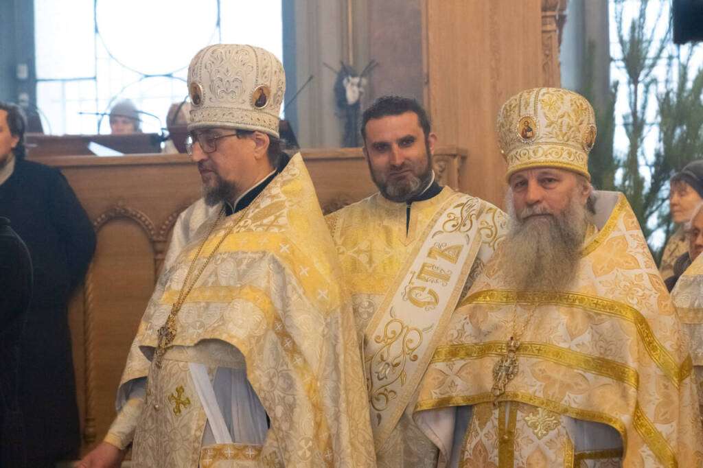Преосвященный епископ Василий сослужил главе митрополии в кафедральном соборе Рождества Христова г. Рязани