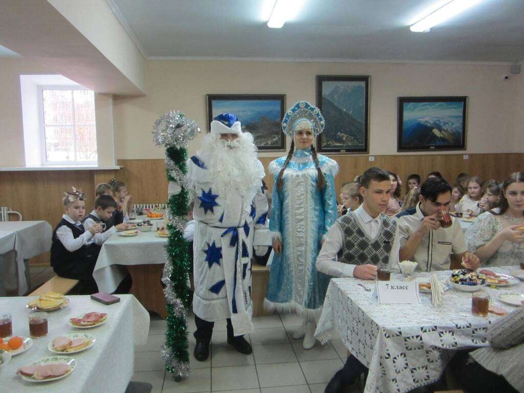 На Святочной неделе в Свято-Сергиевской Православной школе г. Касимова прошел Рождественский праздник