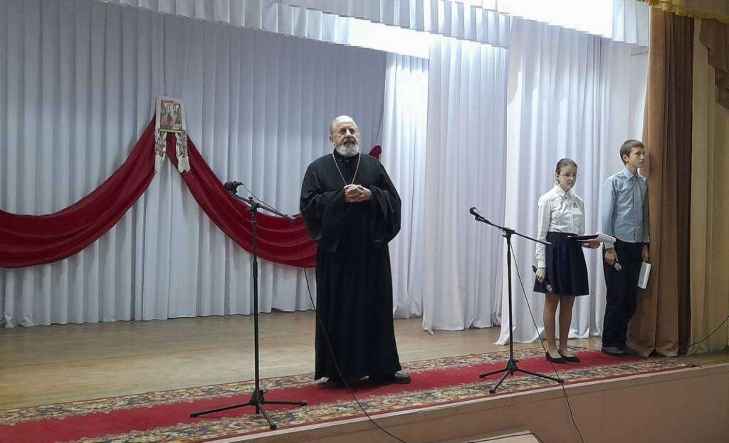 Иерей Василий Крючков принял участие в мероприятии, посвященном празднику Сретения Господня и Дню православной молодежи.