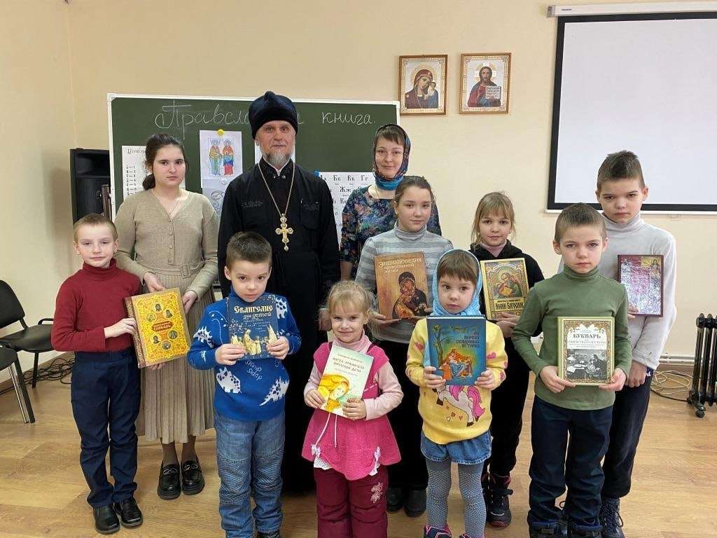 День Православной книги в Воскресной школе прихода Успенской церкви п. Шилово