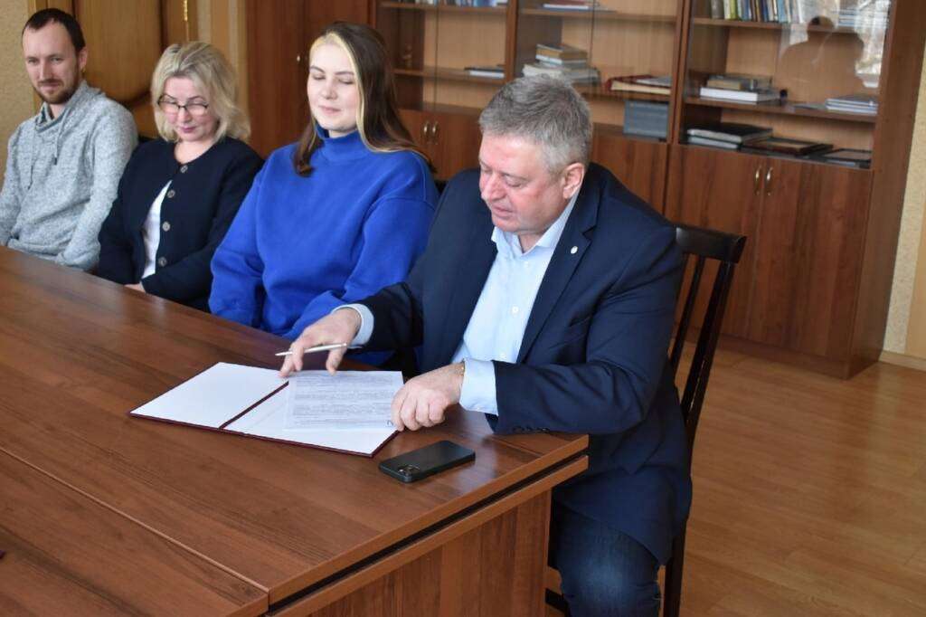 Представители Касимовской епархии приняли участие в круглом столе посвященному реализации проектов по благоустройству поселка Кадом