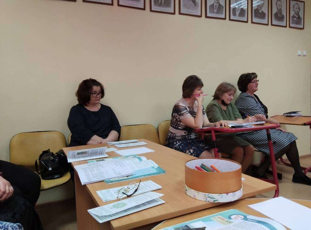 Состоялся выездной семинар для учителей школ г. Касимова в Шостьенскую школу