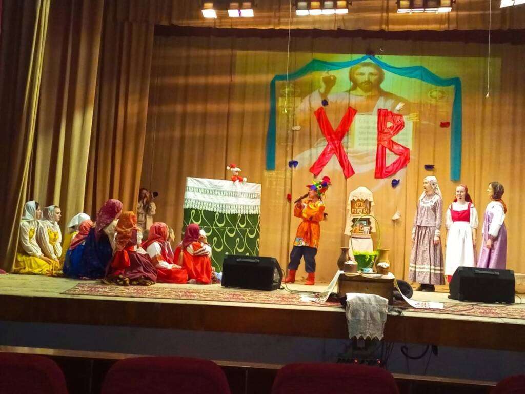 В Сасове прошел праздничный концерт праздник-встреча «И сердце каждого Христу хвалу поёт», посвященный празднику Пасхи Христовой