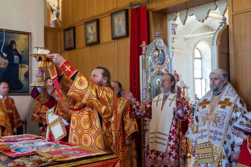 Престольный праздник в Иоанно-Богословском  монастыре села Пощупово Рязанского района